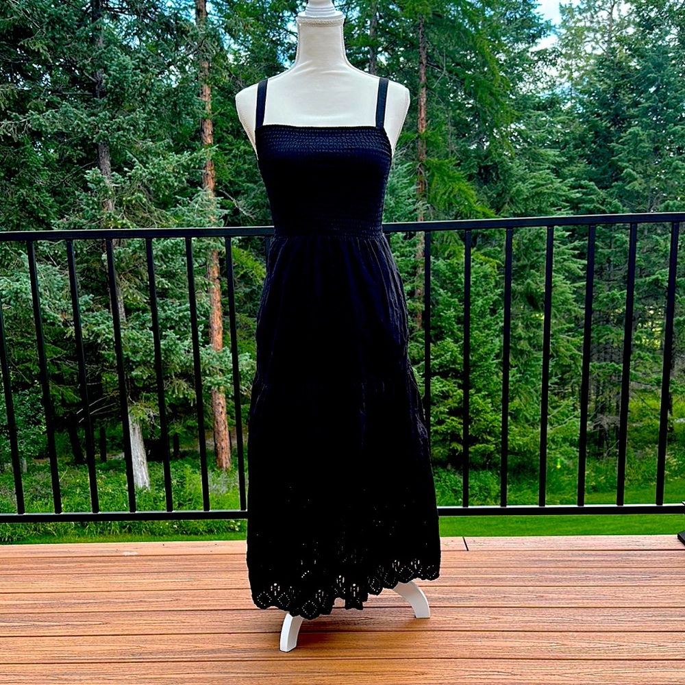 Evereve Black eyelet Midi dress